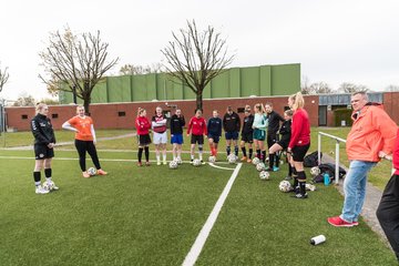 Bild 20 - Co-Trainerin der Frauen Nationalmannschaft Britta Carlson in Wahlstedt